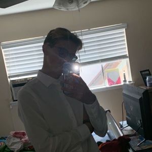 Meet your Posher, Travis